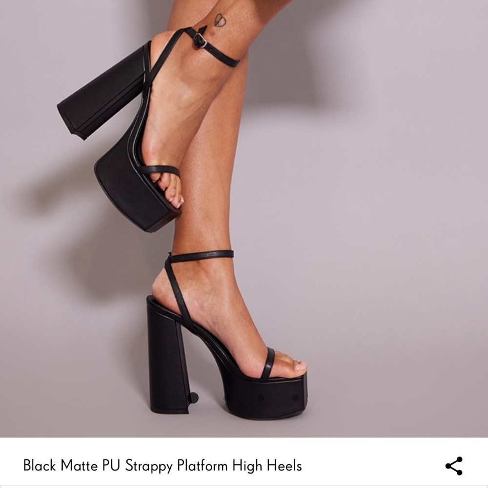 Pretty little thing black straps platforms size 5